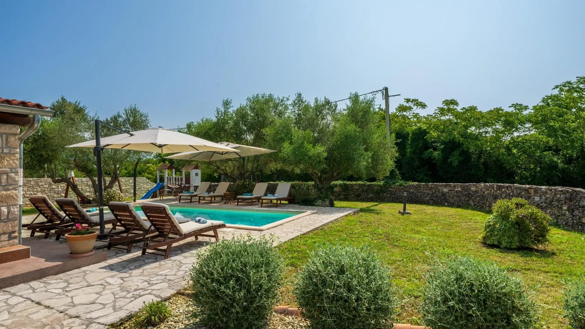 Villa House Rakalj 1993 Kroatien
